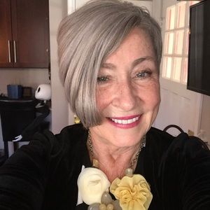 Meet your Posher, Lori